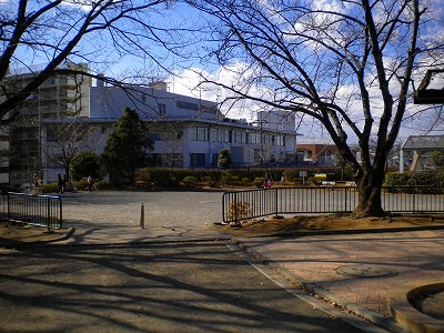 公園の入口です。