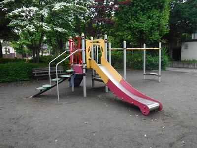 複合遊具です。