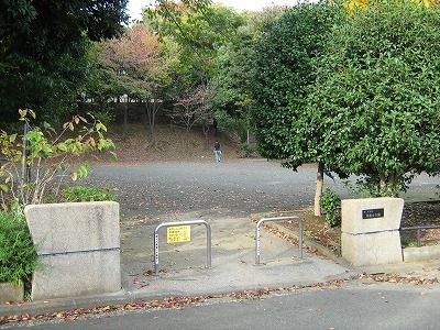 公園の入口です。