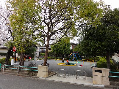 公園の入口です。