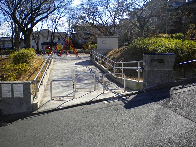 公園の入口です。
