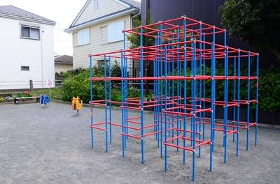 ジャングルジムです。