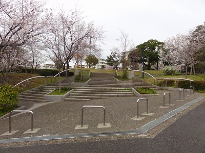 公園の入口です。