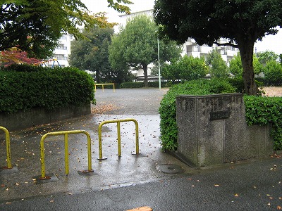 公園の入口です。