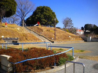 法面と階段です。