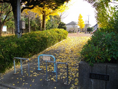 公園の入口です。
