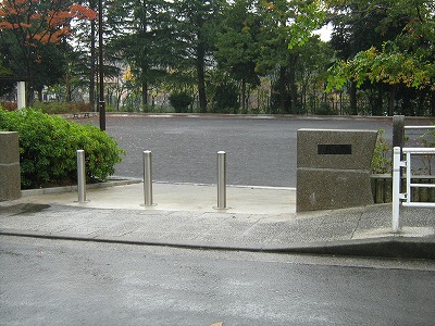 公園の入口です。