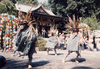 鉄の獅子舞