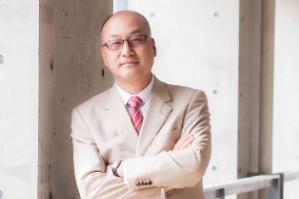 田辺新一氏