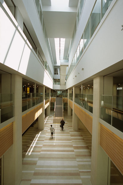 慶應義塾大学日吉キャンパス協生館　写真3