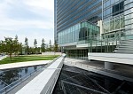 南東側広場全景の画像のリンク