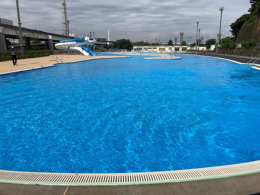流水プールの様子