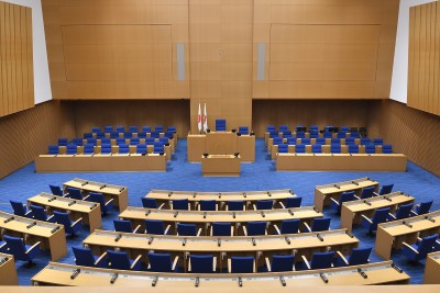 横浜市会 本会議場