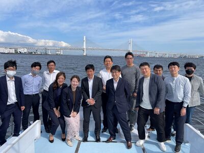 蔚山港湾管理者の横浜港視察
