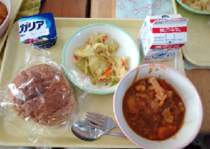 給食