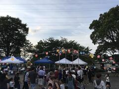 会場の賑わい