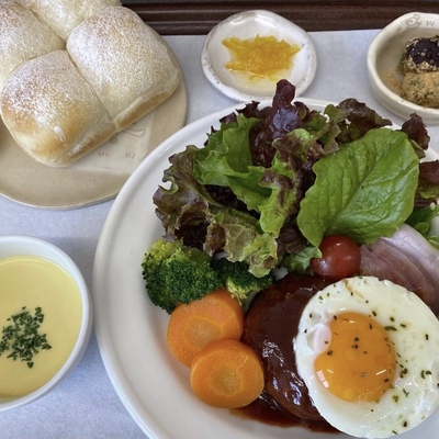 カフェりぴーとハンバーグランチ