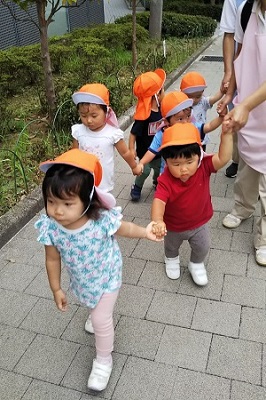 お散歩の様子