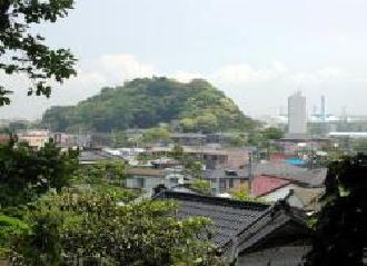 二松庵跡から見た富岡の展望（現在）