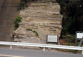 鼻欠地蔵