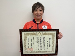 山田　恵里　選手