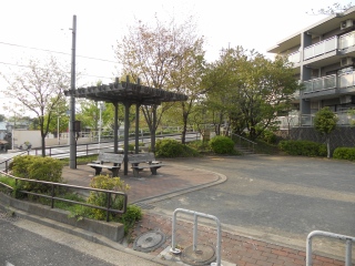 日吉本町桧入公園の写真１