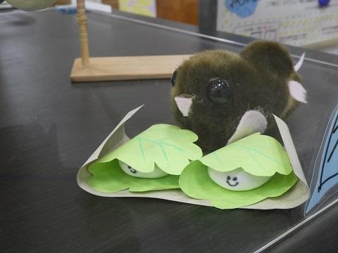 かしわもちともぐらのもぐたん