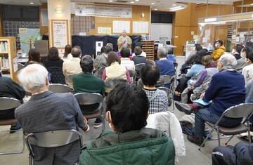 1月　図書館で寄席体験