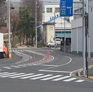 写真２（市道若葉台第235号線）