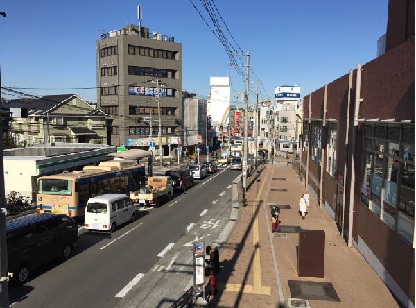 慢性的な渋滞が発生しています