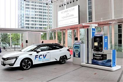FCV展示、水素関連展示（写真）