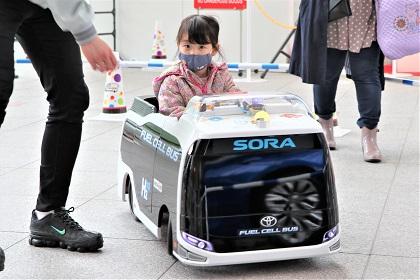 ミニバス試乗（写真）