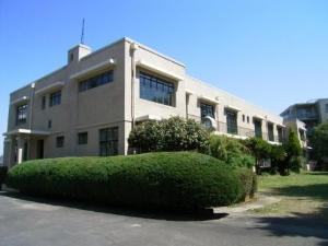 フェリス女学院10号館