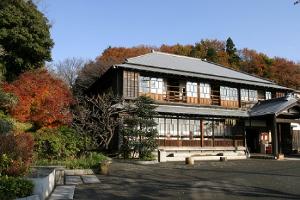 旧清水製糸場本館（天王森泉館）