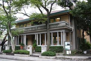 山手２３４番館