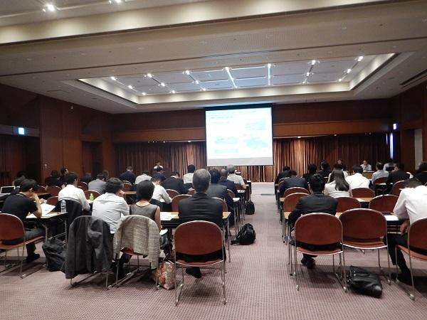 説明会会場の様子