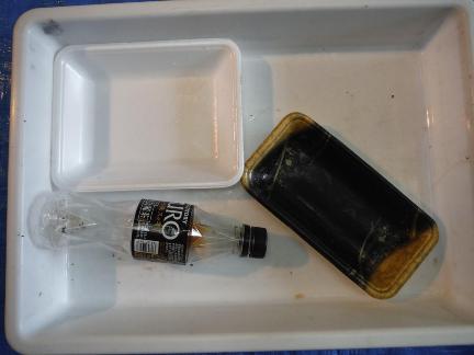 燃やすごみに混入されていた食品トレー、ペットボトルの写真