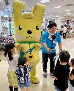 店頭啓発の様子（２）