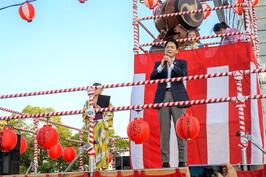 「みなとみらい大盆踊り」を訪問しました