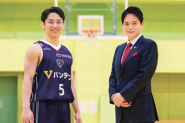 市長と河村選手のツーショット写真