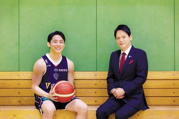 市長と河村選手のツーショット写真