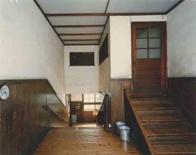 分校時代の木造階段の写真（その２）