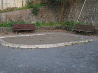 東本郷第四公園の砂場