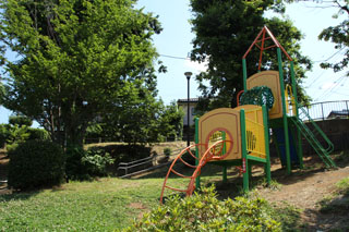 いぶき野第四公園のアスレチック