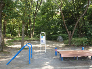 霧が丘公園の健康遊具