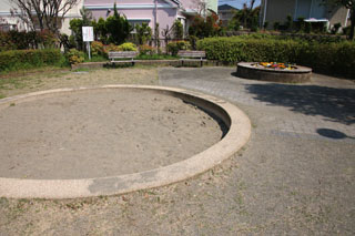 三保中通公園の砂場