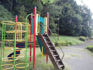 三保大上第二公園の滑り台