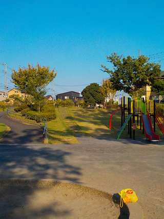 長津田宮ノ前公園の滑り台（正面）