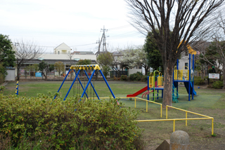 長津田公園のブランコ