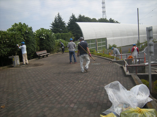 西八朔第二公園の愛護会の活動